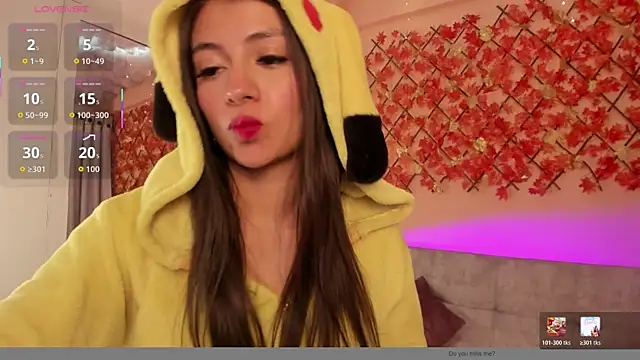 Snapshot of Sweet_Candies chatting on April 21, 2026, 1:53 am Sweet Candies online show from April 21, 2026, 1:53 am