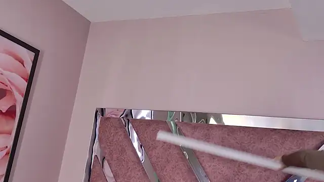 PaulinaDuarte online show from March 19, 2026, 11:47 am