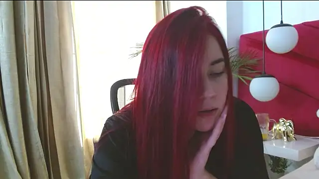 Snapshot of Sophie_ponce chatting on May 16, 2026, 12:26 pm Sophie ponce online show from May 16, 2026, 12:26 pm