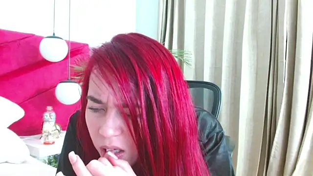 Snapshot of Sophie_ponce chatting on July 6, 2026, 3:03 pm Sophie ponce online show from July 6, 2026, 3:03 pm