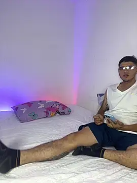 ConnyBlare online show from April 8, 2026, 2:22 am