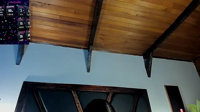 EmiliWilliams online show from April 19, 2026, 8:44 pm