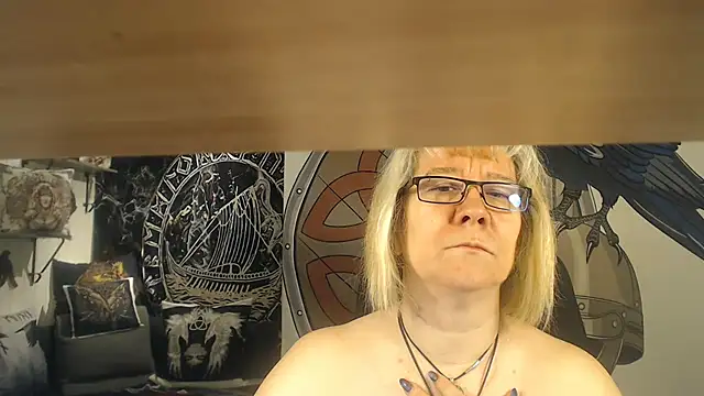 TittenMichelle online show from March 14, 2025, 5:13 pm