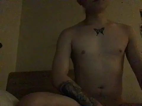 Snapshot of Eric246 chatting on May 15, 2026, 8:27 pm Eric246 online show from May 15, 2026, 8:27 pm