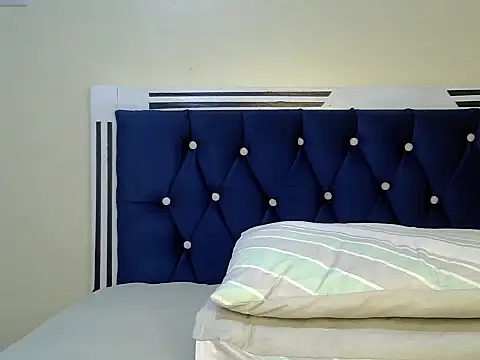 Snapshot of Goddess_nanaya chatting on December 1, 2025, 4:45 pm Goddess nanaya online show from December 1, 2025, 4:45 pm