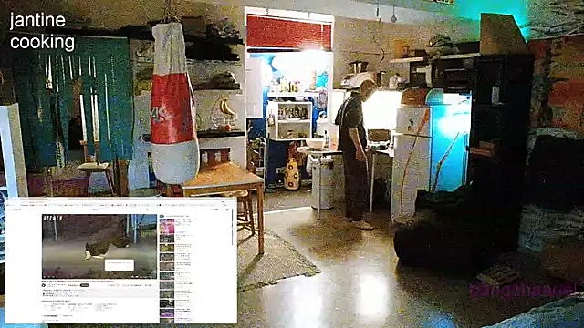 Snapshot of BongChannel chatting on January 1, 2025, 12:53 am BongChannel online show from January 1, 2025, 12:53 am