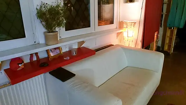 Snapshot of BongChannel chatting on February 2, 2025, 5:59 pm BongChannel online show from February 2, 2025, 5:59 pm