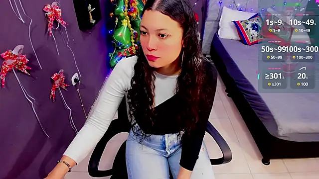 Lana stone  online show from December 20, 2024, 3:14 am