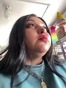 Snapshot of Kym_Owens chatting on February 6, 2025, 6:56 pm Kym Owens online show from February 6, 2025, 6:56 pm