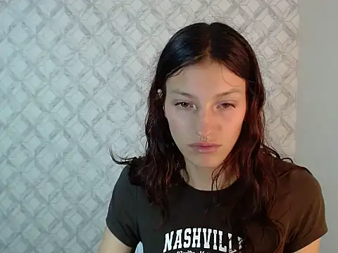 Emma-Wilson online show from April 15, 2026, 4:30 am