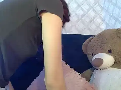 Emma-Wilson online show from April 15, 2026, 4:36 pm