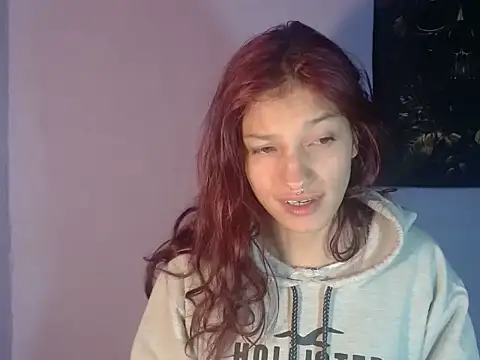 Snapshot of Emma-Wilson chatting on July 9, 2026, 12:42 pm Emma-Wilson online show from July 9, 2026, 12:42 pm