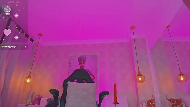 Shantall   online show from March 7, 2025, 2:01 pm