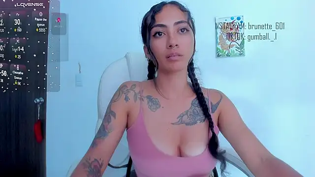 Snapshot of paula_brunette chatting on January 4, 2025, 3:40 am paula brunette online show from January 4, 2025, 3:40 am