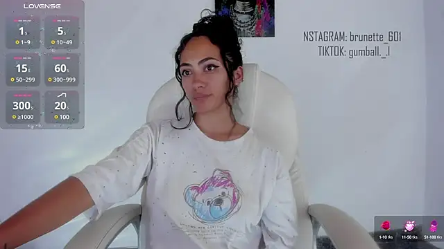 Snapshot of paula_brunette chatting on February 11, 2025, 3:29 am paula brunette online show from February 11, 2025, 3:29 am