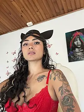 Snapshot of paula_brunette chatting on February 15, 2025, 3:20 am paula brunette online show from February 15, 2025, 3:20 am