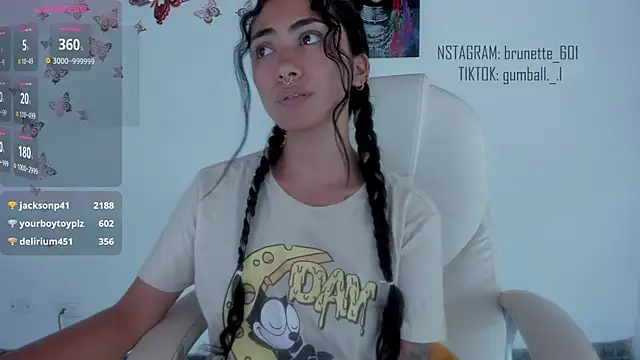 Snapshot of paula_brunette chatting on February 23, 2025, 7:00 am paula brunette online show from February 23, 2025, 7:00 am