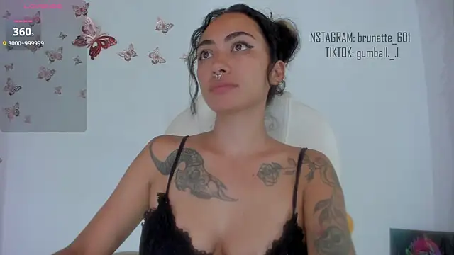 Snapshot of paula_brunette chatting on March 16, 2025, 2:43 am paula brunette online show from March 16, 2025, 2:43 am