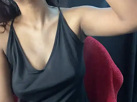 Snapshot of Sexy_trisha__7 chatting on December 30, 2024, 12:43 am Sexy trisha 7 online show from December 30, 2024, 12:43 am
