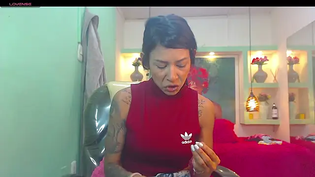 Snapshot of lorenapinto chatting on May 21, 2026, 1:34 am lorenapinto online show from May 21, 2026, 1:34 am