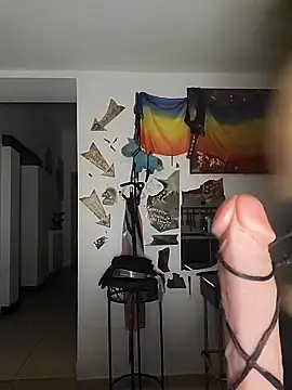 freyamoret online show from September 23, 2025, 3:20 am