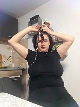 Snapshot of KristenVega chatting on March 17, 2025, 5:38 pm KristenVega online show from March 17, 2025, 5:38 pm