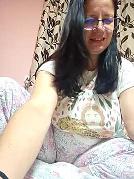 Snapshot of KristenVega chatting on October 3, 2025, 7:16 am KristenVega online show from October 3, 2025, 7:16 am