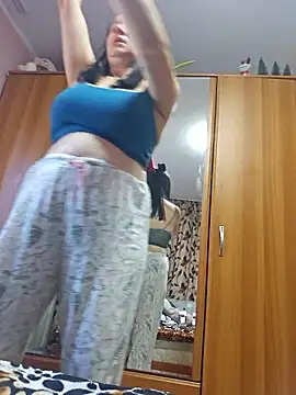 Snapshot of KristenVega chatting on October 11, 2025, 7:18 am KristenVega online show from October 11, 2025, 7:18 am