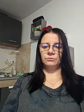 Snapshot of KristenVega chatting on November 19, 2025, 7:08 am KristenVega online show from November 19, 2025, 7:08 am