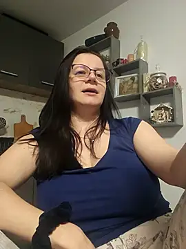 Snapshot of KristenVega chatting on January 31, 2026, 7:11 pm KristenVega online show from January 31, 2026, 7:11 pm