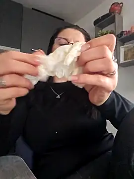 Snapshot of KristenVega chatting on February 19, 2026, 12:34 pm KristenVega online show from February 19, 2026, 12:34 pm