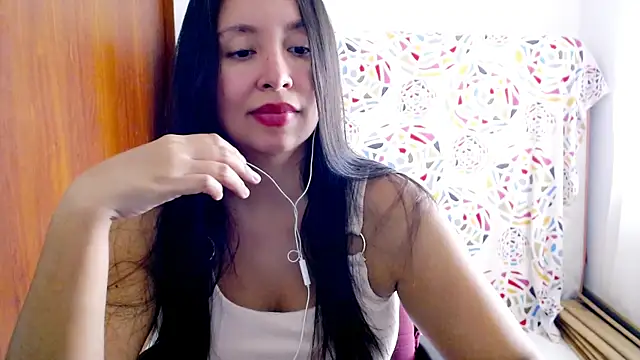 emely sexx20 online show from March 2, 2025, 4:53 pm