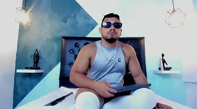 BrianMalonee online show from January 29, 2025, 7:43 pm