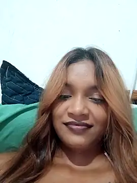 Indianqueen03 online show from March 18, 2025, 6:48 pm