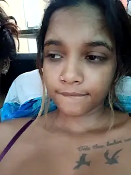 Indianqueen03 online show from November 9, 2025, 2:04 pm