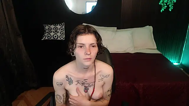 pretty cristal69 online show from January 17, 2026, 1:43 am