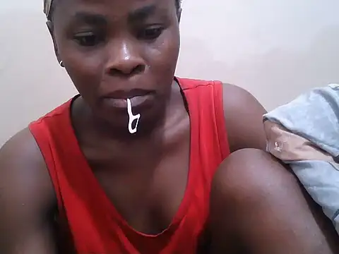 Snapshot of just_ivey chatting on June 19, 2026, 1:54 am just ivey online show from June 19, 2026, 1:54 am