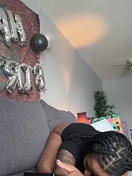 Your Paris online show from February 9, 2025, 11:57 pm