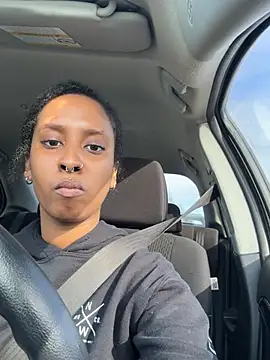 Your Paris online show from March 21, 2025, 4:51 pm