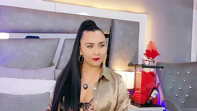 Evangeline Taylorr online show from October 9, 2025, 1:09 pm