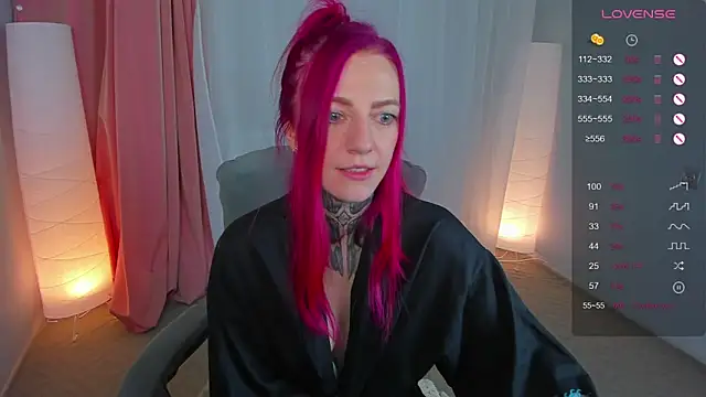 Roxy      online show from February 28, 2025, 11:34 pm