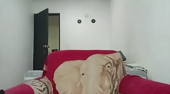 Snapshot of lucydreamm chatting on January 24, 2025, 2:28 am lucydreamm online show from January 24, 2025, 2:28 am