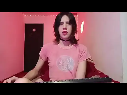 Snapshot of lucydreamm chatting on November 12, 2025, 11:14 pm lucydreamm online show from November 12, 2025, 11:14 pm