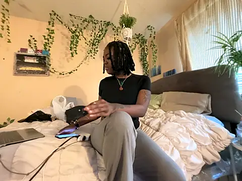 magicalc00ch online show from October 23, 2025, 10:08 pm