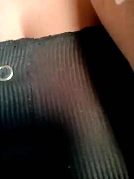 Cristal  04 online show from November 5, 2025, 5:02 pm