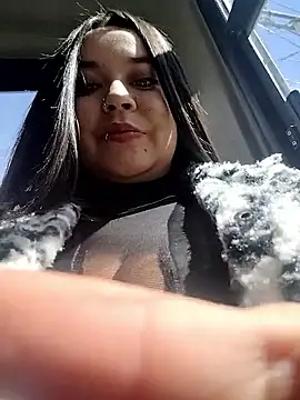 Cristal  04 online show from April 20, 2026, 2:42 pm