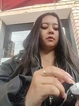 Snapshot of Cristal__04 chatting on July 13, 2026, 5:49 pm Cristal 04 online show from July 13, 2026, 5:49 pm