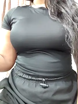 MohiniHott online show from June 8, 2026, 5:41 am