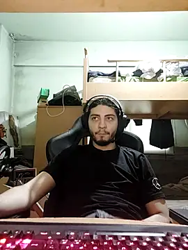 kleineid77 online show from March 14, 2026, 3:28 pm