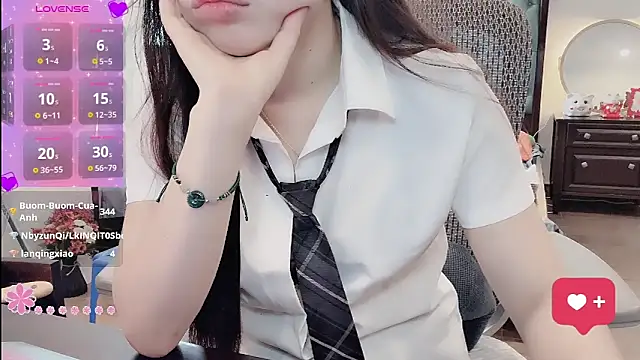 Berrysweet 68 online show from April 6, 2026, 4:46 am